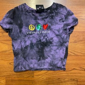 zumiez visualize peace crop top/baby tee